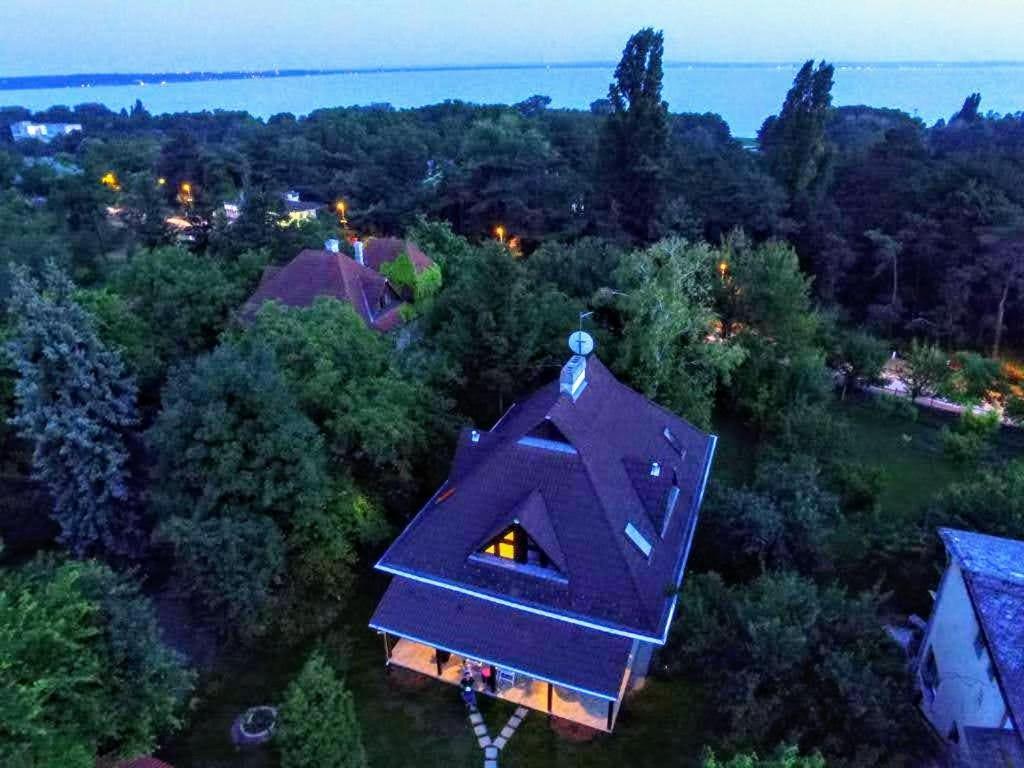Biker Holiday Home Balatonakarattya Exteriör bild